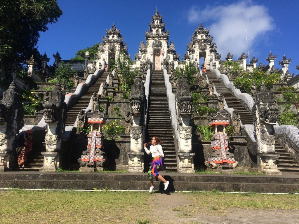 pura lempuyang Bali